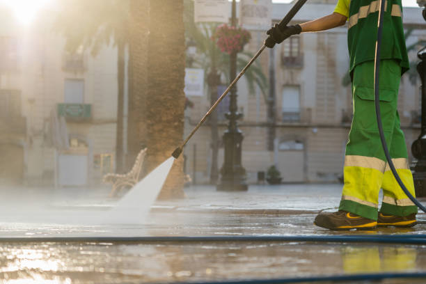 Best Gas Station Cleaning  in Clermont, IN